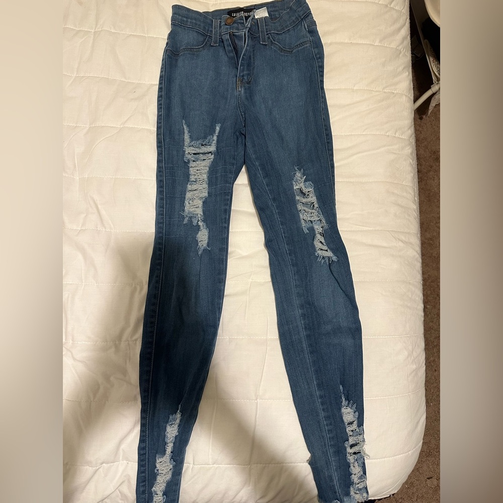 fashion Nova skinny jeans
